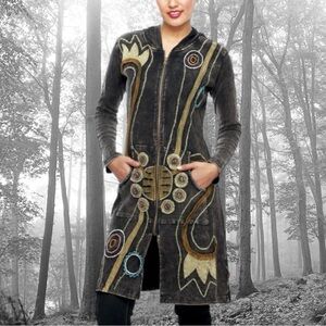 Bohemian Artistry: Unique Hooded Dress for Eclectic Fashionistas